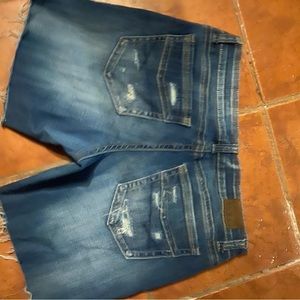 Womens buckle cutoff shorts 31